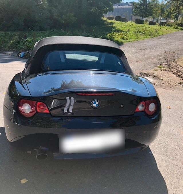 Gebraucht BMW Z4 150 PS (110 kW) 2005 Schwarz Cabrio