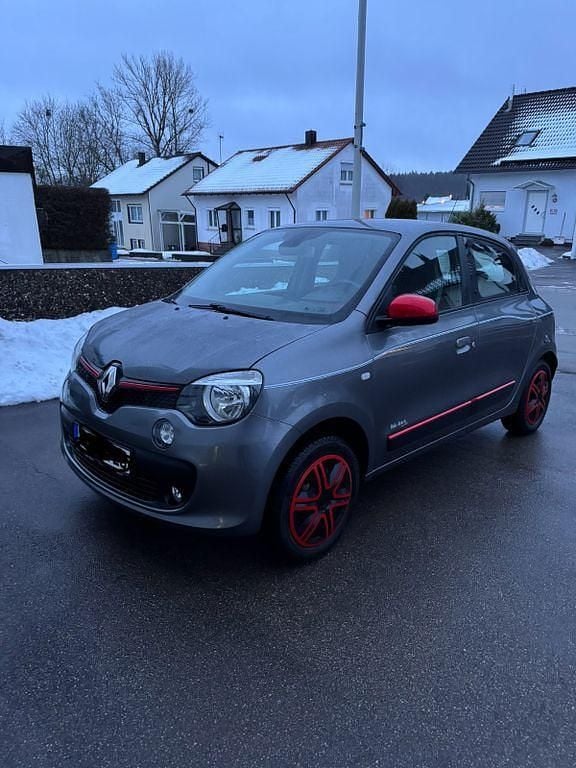 Grau Gebraucht 2015 Renault Twingo Luxe Kleinwagen | 9.900 € (Fairer Preis) - Bild 1/4