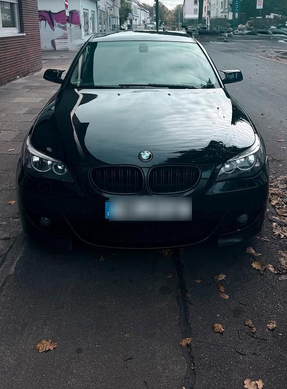 Schwarz Gebraucht 2004 BMW 520 Limousine | 4.999 € (Teuer) - Bild 1/4