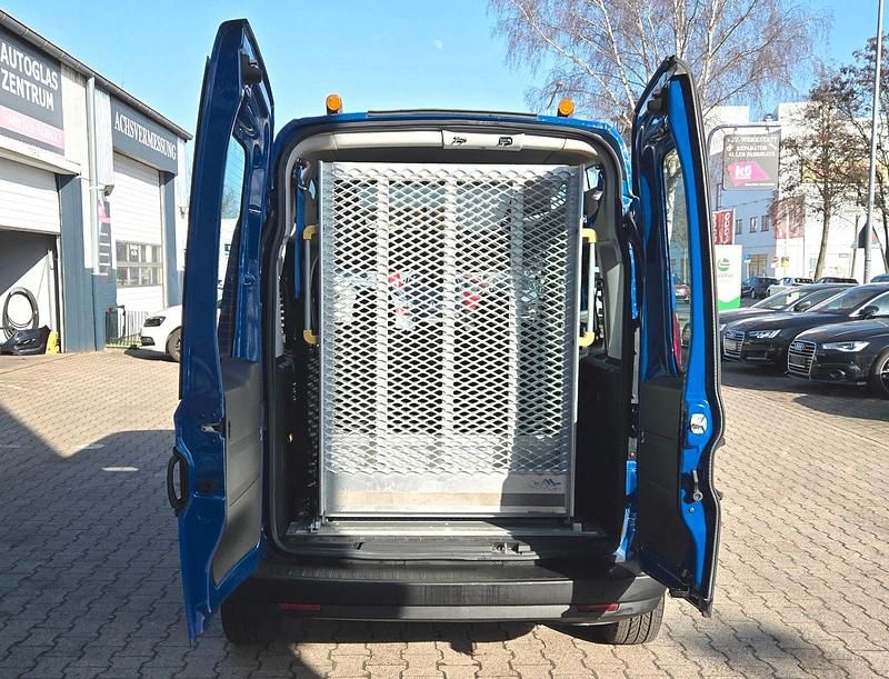 Usata Opel Combo 95 CV (69 kW) 2017 Blu Monovolume