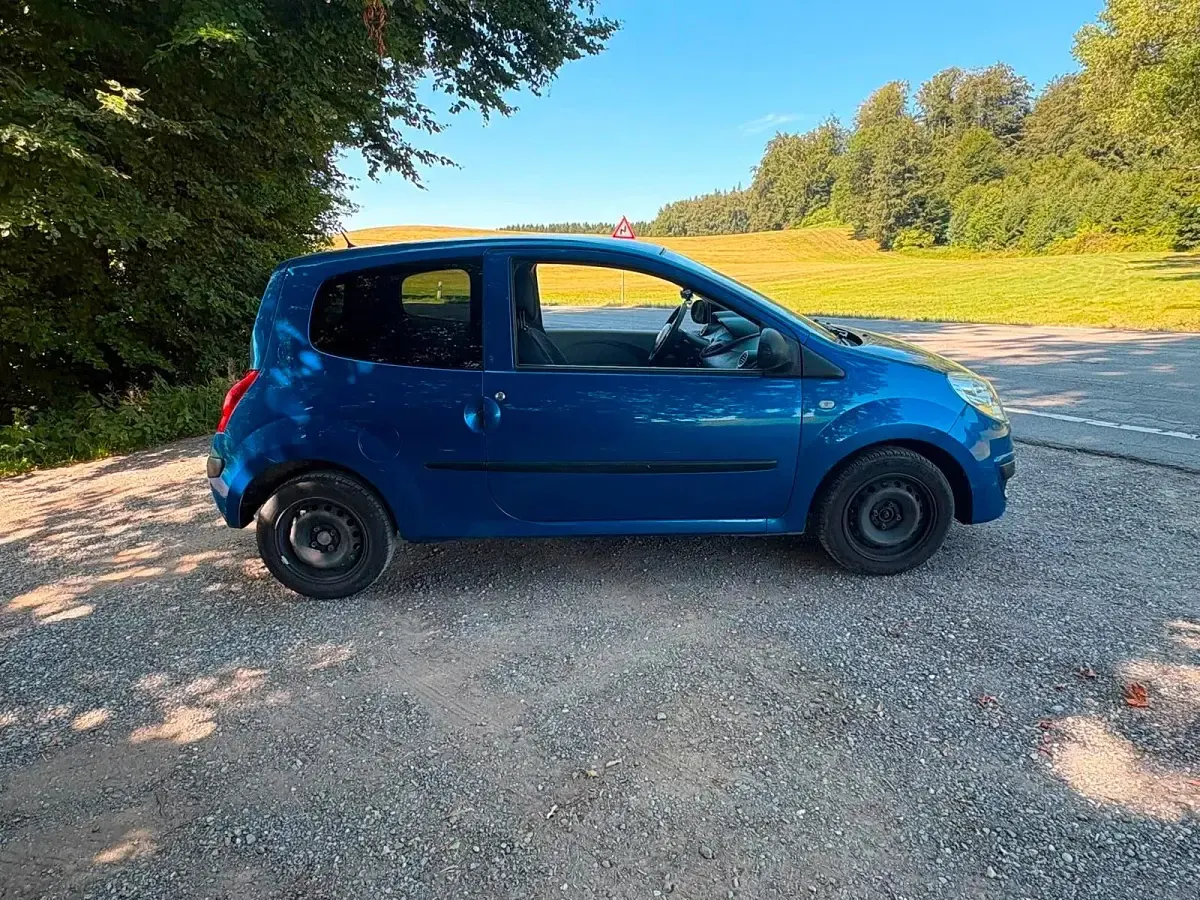 Gebraucht Renault Twingo 60 PS (44 kW) 2008 Blau Kleinwagen