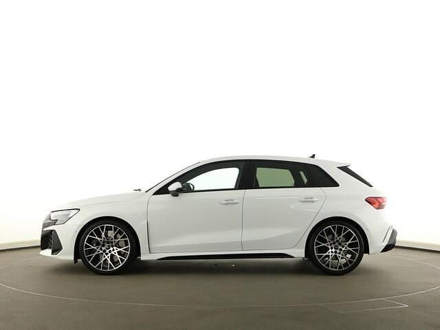 Gebraucht Audi RS3 Sportback Ambiente 400 PS (294 kW) 2025 Arkonaweiß Kleinwagen