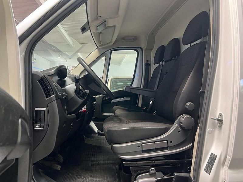 Gebraucht Opel Movano 165 PS (121 kW) 2022 Weiß Van