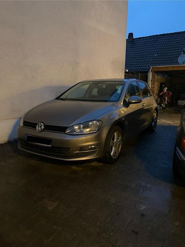 Gebraucht VW Golf VII 102 PS (75 kW) 2013 Grau Kleinwagen