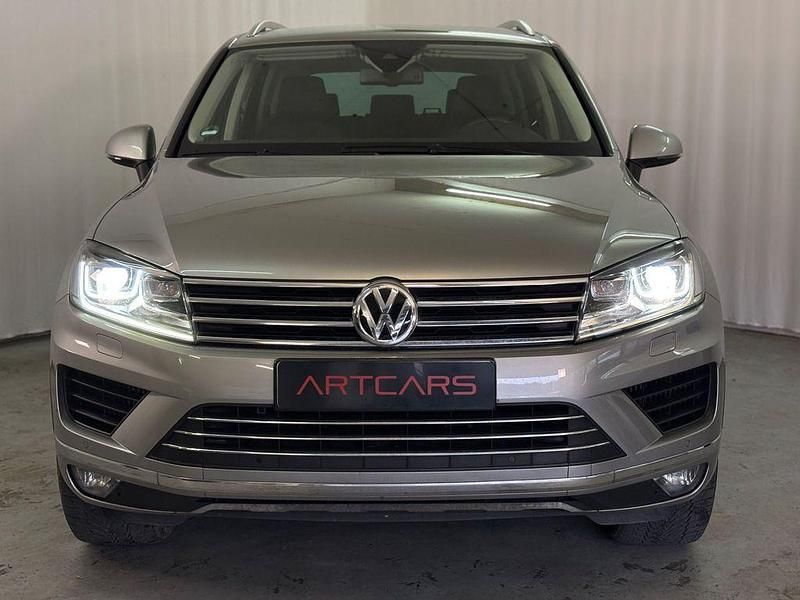 Gebraucht VW Touareg Terrain Tech 262 PS (192 kW) 2015 Silber SUV