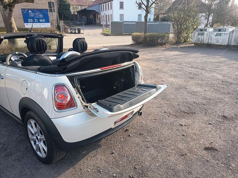 Gebraucht Mini ONE 98 PS (72 kW) 2014 Weiß Kleinwagen