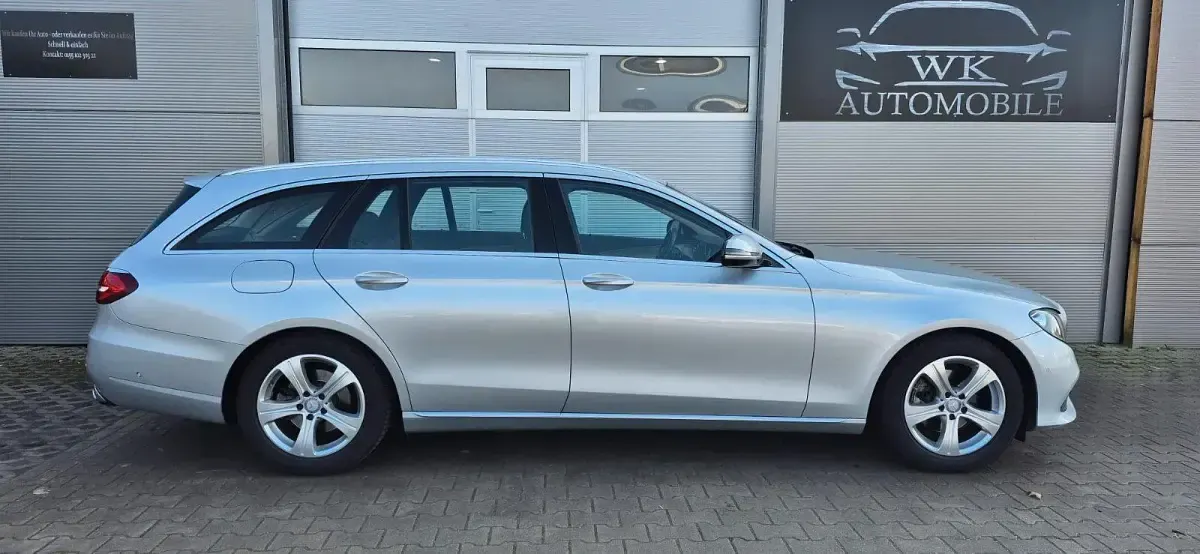 Gebraucht Mercedes E220 Avantgarde 194 PS (142 kW) 2017 Silber Kombi