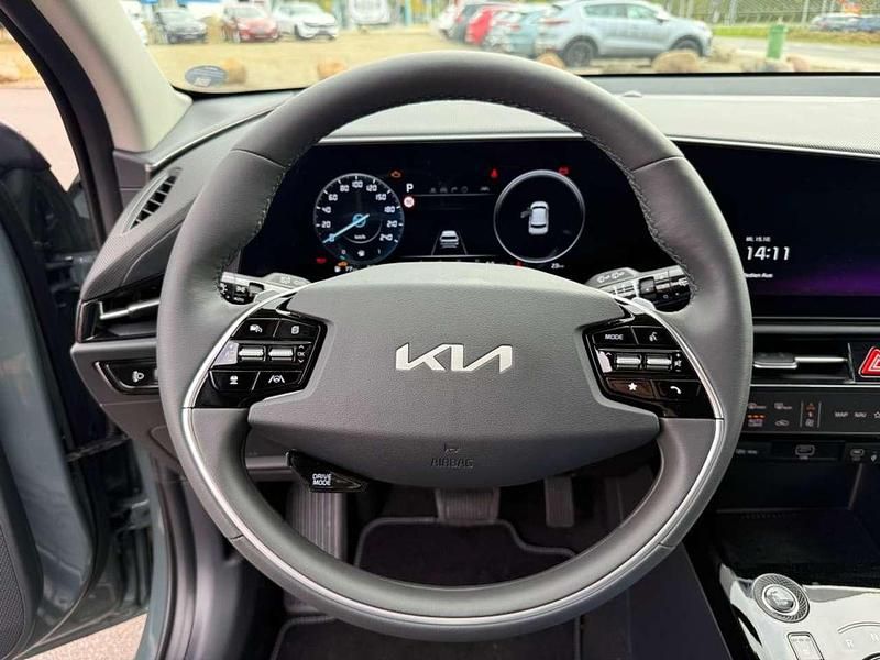 Gebraucht Kia Niro Vision 137 PS (100 kW) 2025 Cityscape grün metallic SUV