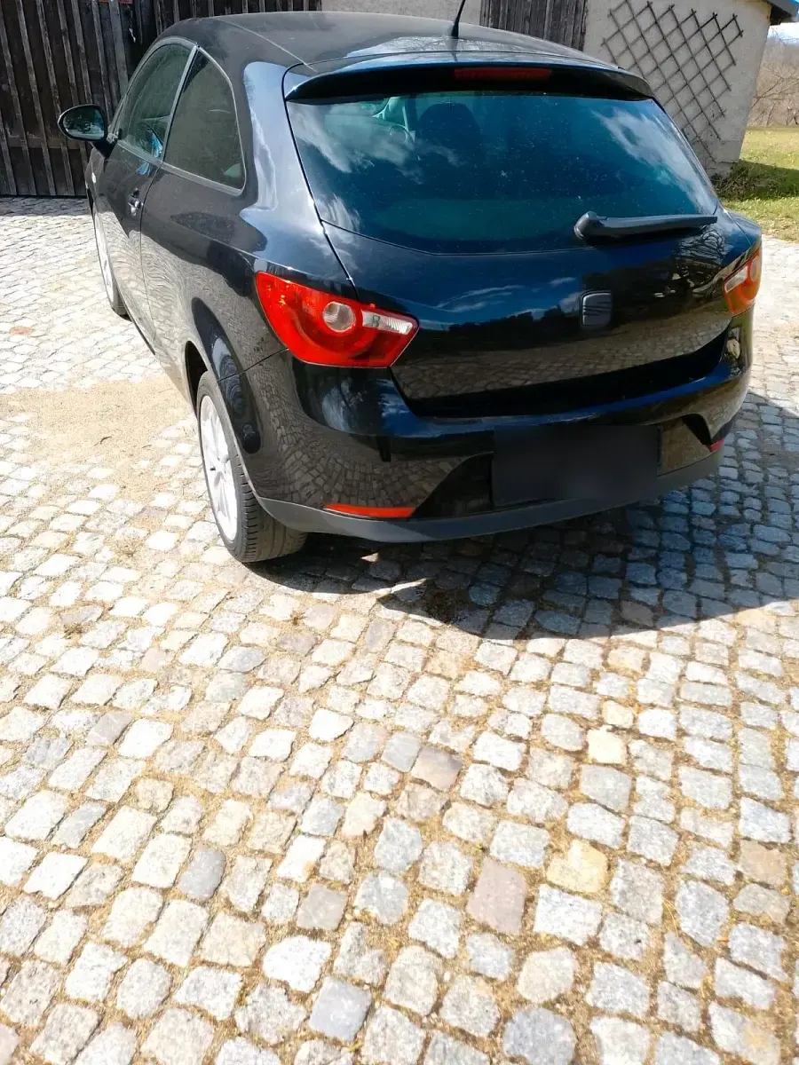 Second-hand Seat Ibiza 85 CP (62 kW) 2010 Negru Hatchback