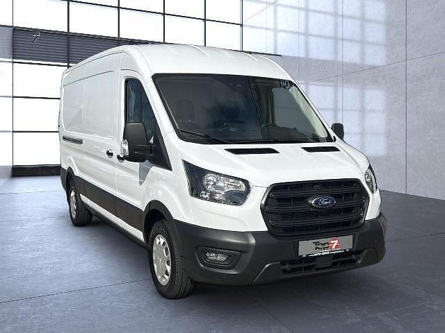 Gebraucht Ford Transit Trend 131 PS (96 kW) 2023 Frostweiß (weiß) Limousine
