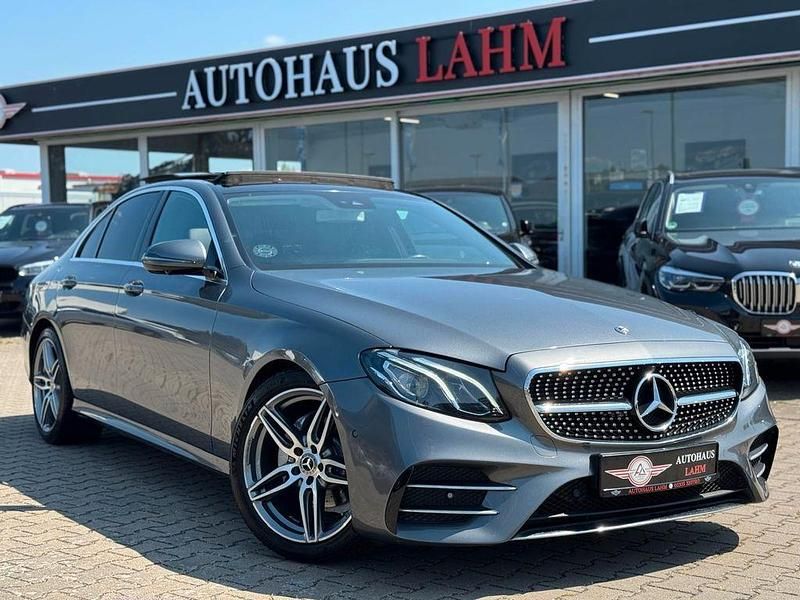 Selenitgrau metalliclack Gebraucht 2018 Mercedes E220 AMG line Limousine | 28.990 € (Fairer Preis) - Bild 1/4