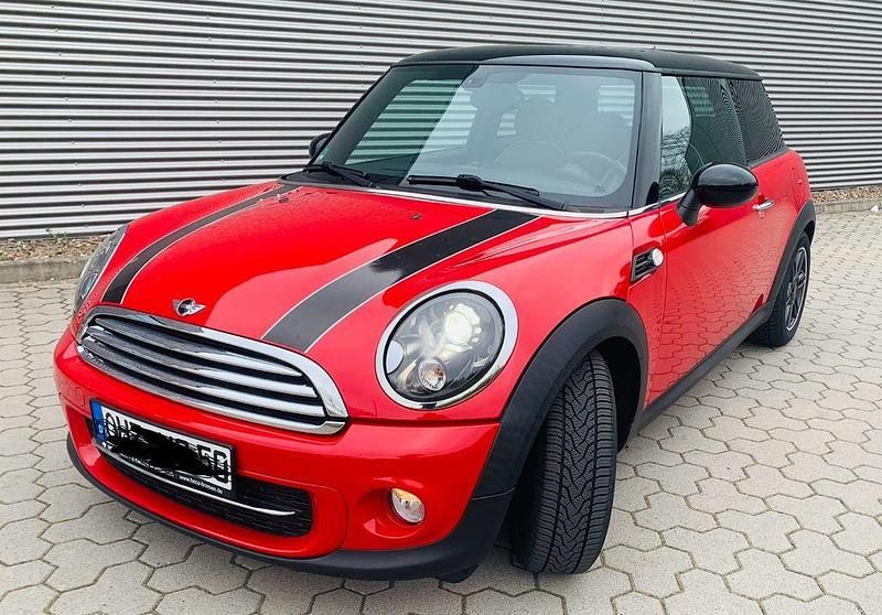 Second-hand Mini Cooper 122 CP (89 kW) 2011 Roșu Hatchback