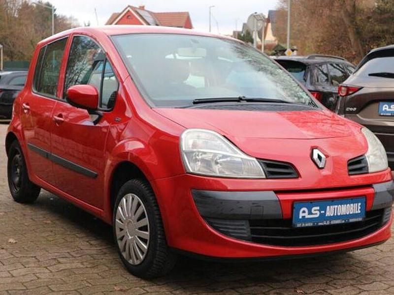 Rot Gebraucht 2012 Renault Modus Van / Kleinbus | 4.490 € (Teuer) - Bild 1/4
