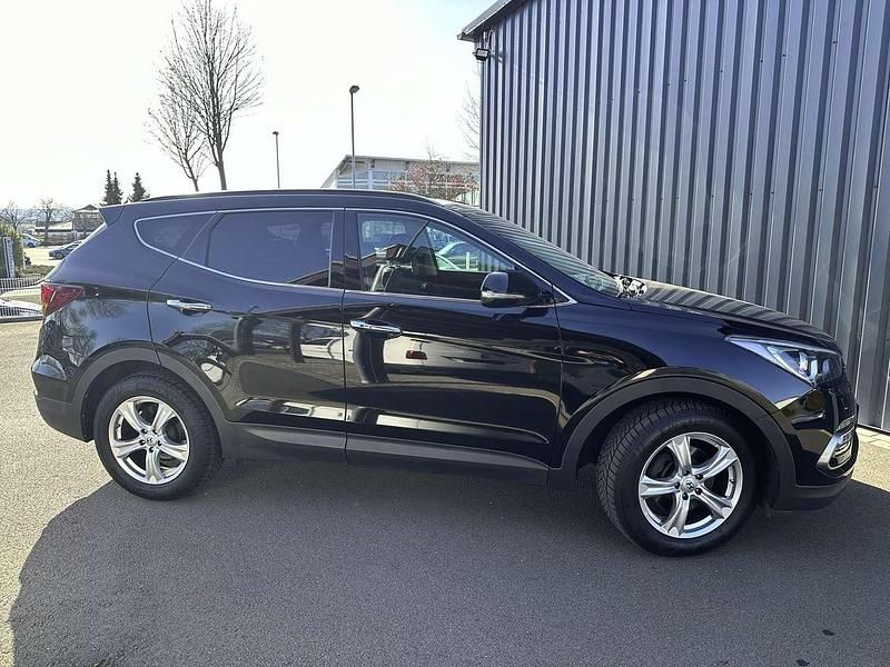 Gebraucht Hyundai Santa Fe Premium 200 PS (147 kW) 2017 Phantom black / mic SUV