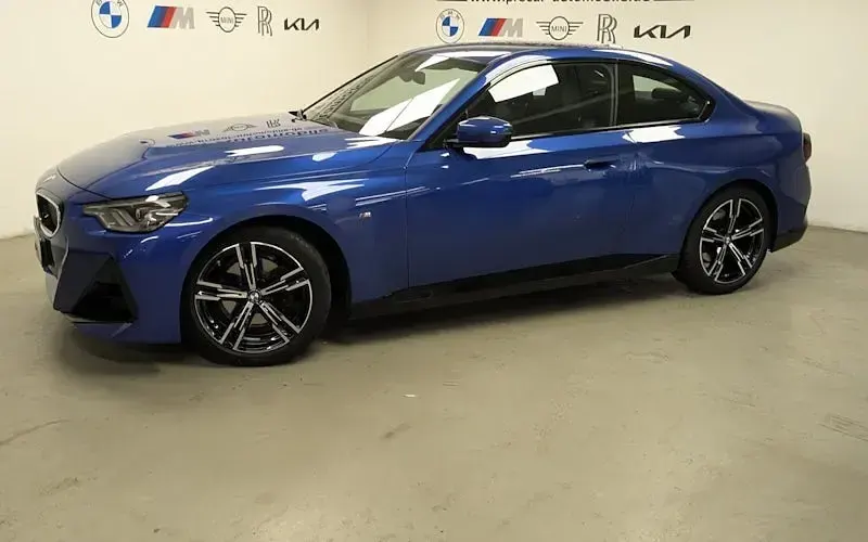 Gebraucht BMW 220 Shadowline 184 PS (135 kW) 2024 Blau Coupé