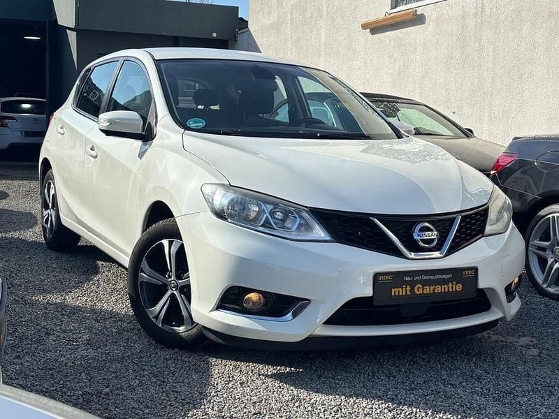 Gebraucht Nissan Pulsar Acenta 116 PS (85 kW) 2015 Weiß Kleinwagen