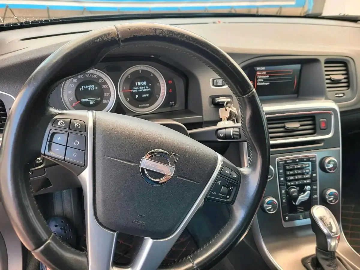Gebraucht Volvo V60 163 PS (119 kW) 2013 Kombi