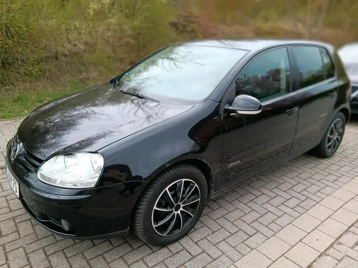 Gebraucht VW Golf V 140 PS (102 kW) 2008 Schwarz Kleinwagen