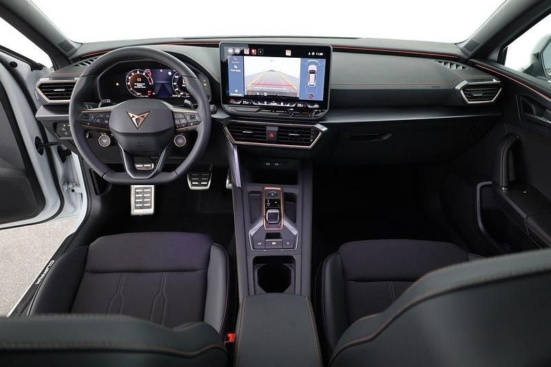 Nouă Cupra Leon 150 CP (110 kW) 2026 Alb Break