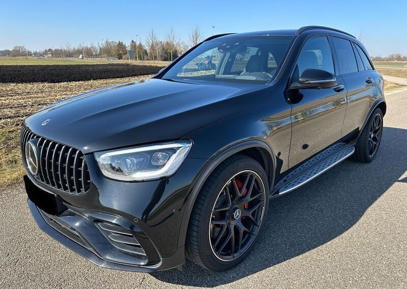 Schwarz Gebraucht 2021 Mercedes GLC63 AMG AMG SUV | 59.900 € (Guter Preis) - Bild 1/4