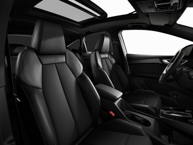 Gebraucht Audi Q4 Sportback e-tron Ambiente 210 kW (286 PS) 2025 Gletscherweiß metallic SUV