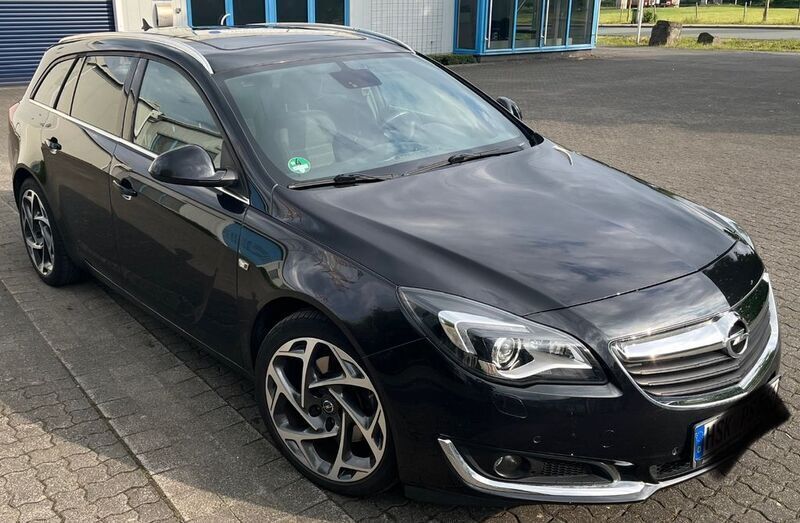 Schwarz Gebraucht 2015 Opel Insignia Kombi | 7.700 € (Fairer Preis) - Bild 1/4