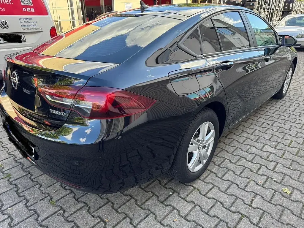 Gebraucht Opel Insignia Ultimate 165 PS (121 kW) 2018 Schwarz Limousine