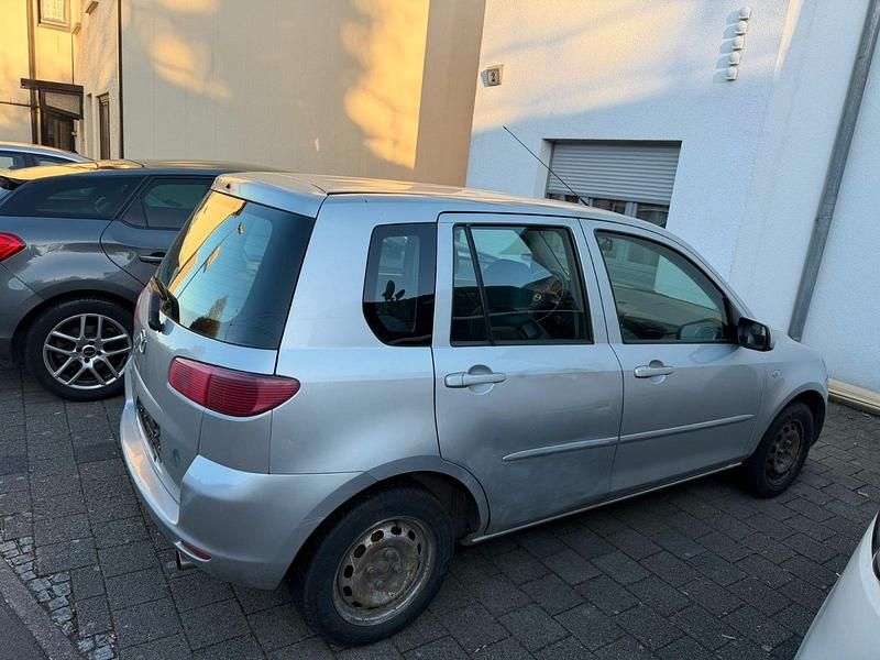 Gebraucht Mazda 2 80 PS (58 kW) 2004 Silber Kleinwagen