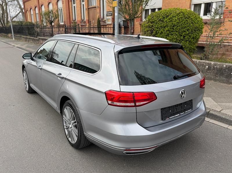 Gebraucht VW Passat 190 PS (139 kW) 2018 Silber Kombi