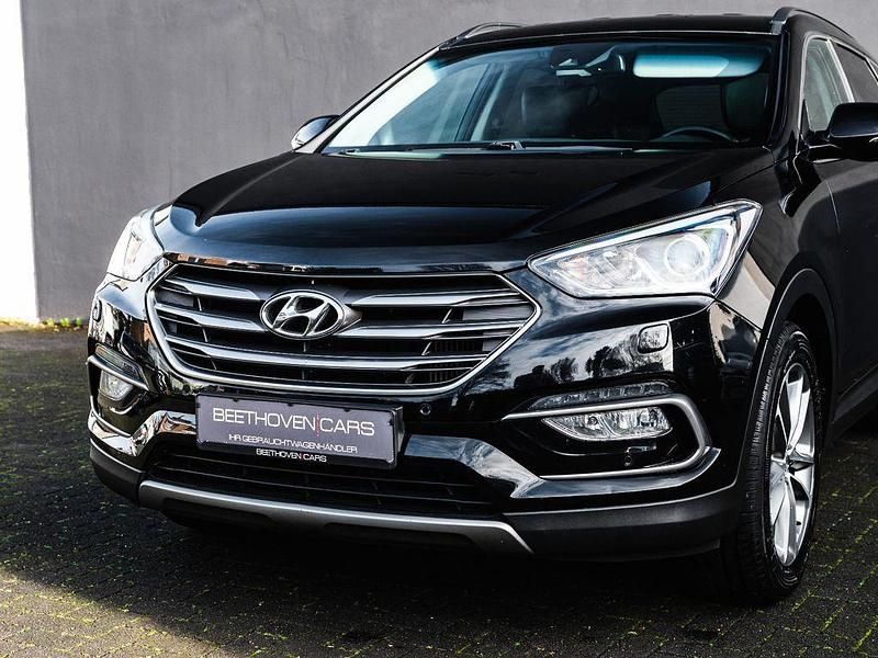 Gebraucht Hyundai Santa Fe Premium 200 PS (147 kW) 2017 Schwarz SUV