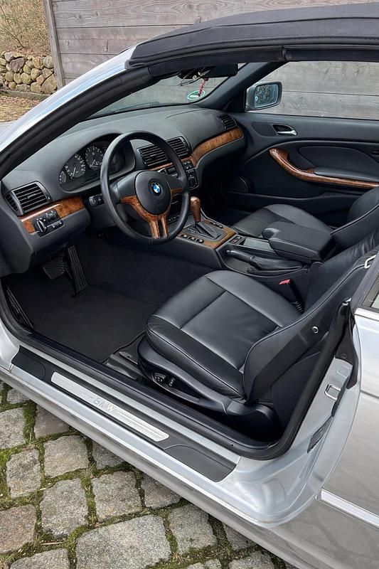 Gebraucht BMW 320 170 PS (125 kW) 2001 Silber Cabrio