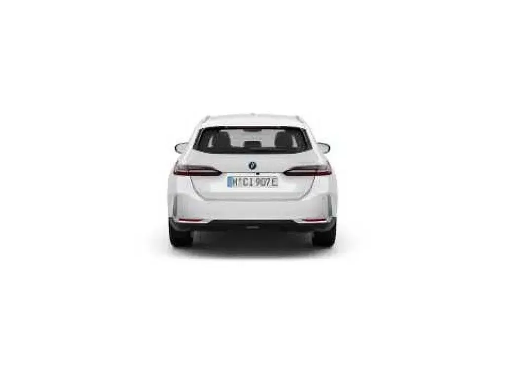 Neu BMW 530e 299 PS (219 kW) 2026 Weiß Kombi