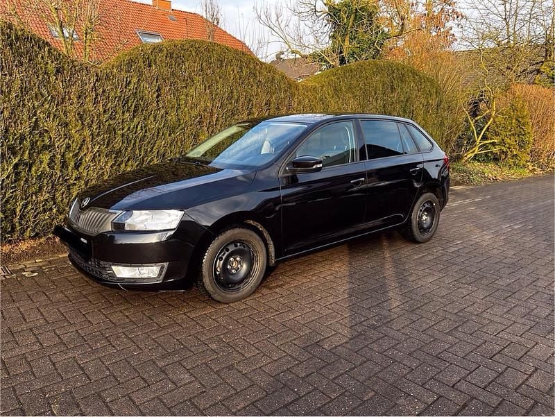 Gebraucht Skoda Rapid 90 PS (66 kW) 2016 Schwarz Kleinwagen