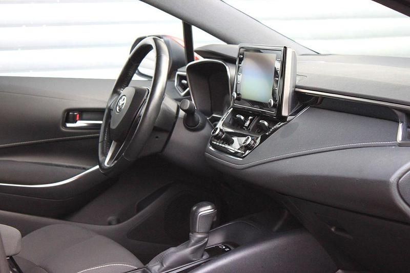Gebraucht Toyota Corolla Comfort 98 PS (72 kW) 2020 Rot Kombi