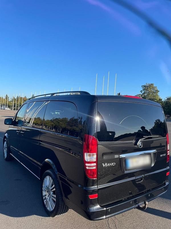 Usata Mercedes Viano 224 CV (164 kW) 2011 Nero Monovolume