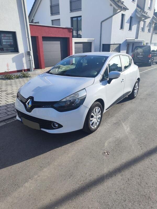 Weiß Gebraucht 2014 Renault Clio IV Expression Kleinwagen | 6.500 € (Fairer Preis) - Bild 1/4