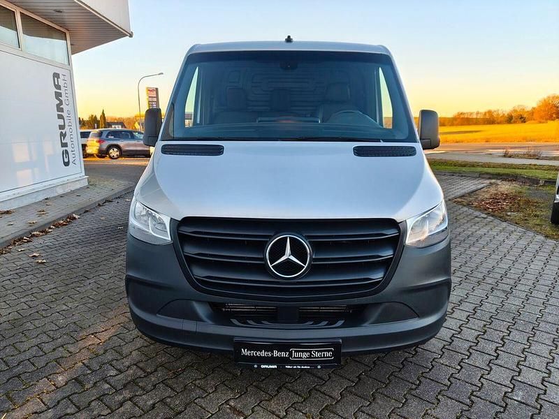 Gebraucht Mercedes Sprinter 143 PS (105 kW) 2021 Silber Van