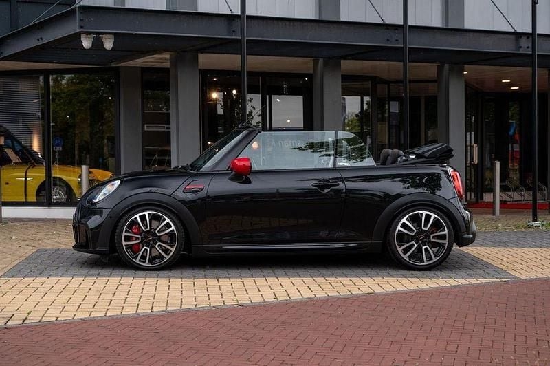Brugt Mini John Cooper Works Cabriolet 231 HK (169 kW) 2022 Sort Cabriolet
