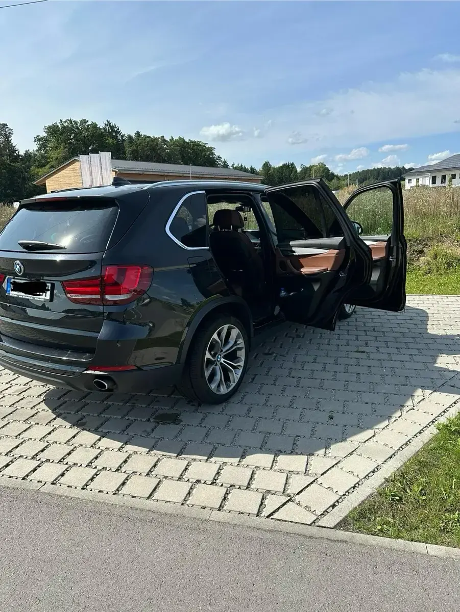Gebraucht BMW X5 258 PS (189 kW) 2016 Schwarz SUV
