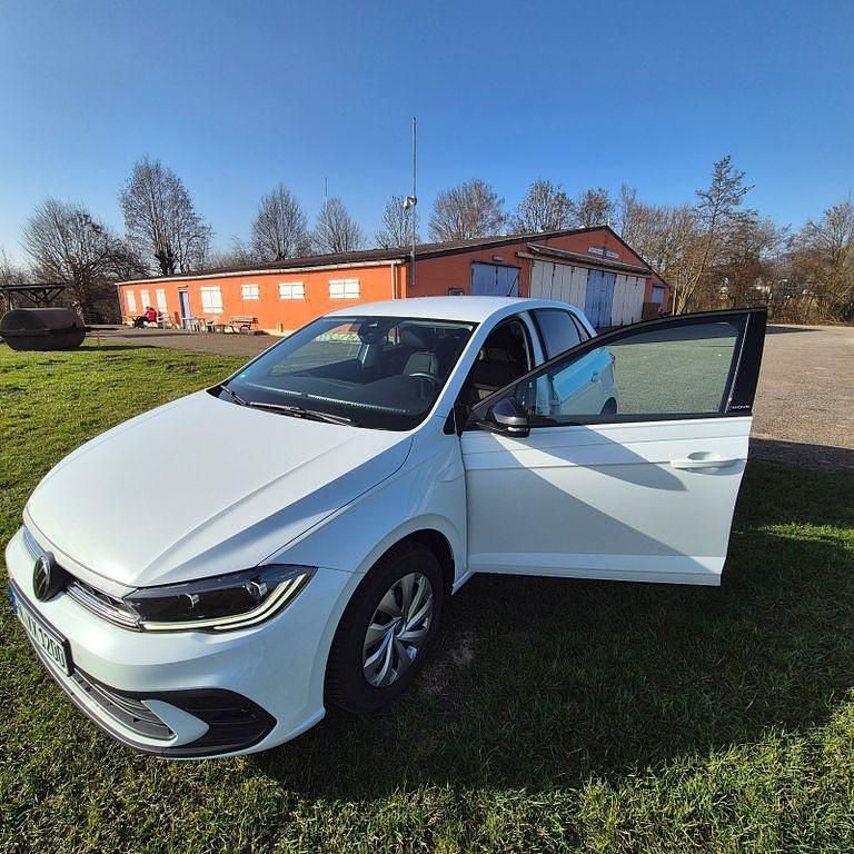 Gebraucht VW Polo Move 95 PS (69 kW) 2024 Weiß Kleinwagen
