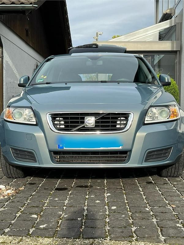 Gebraucht Volvo V50 125 PS (91 kW) 2008 Blau Kombi