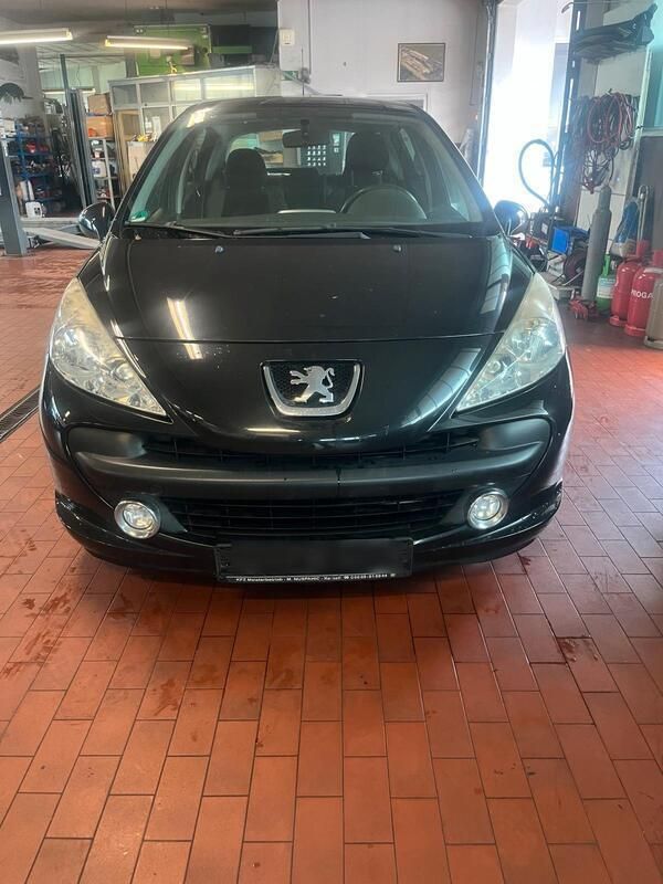 Schwarz Gebraucht 2009 Peugeot 207 Kleinwagen | 2.000 € (Fairer Preis) - Bild 1/4