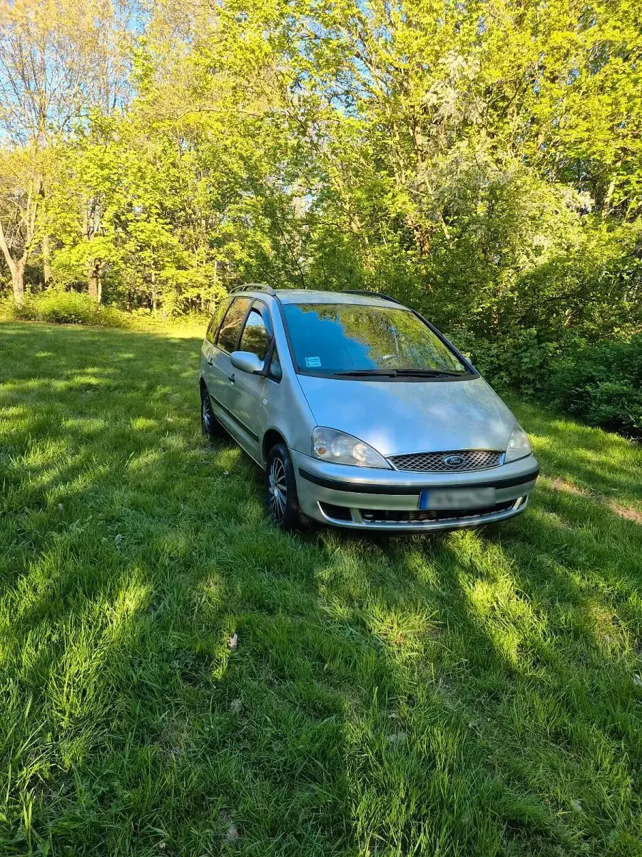 Usata Ford Galaxy 131 CV (96 kW) 2004 Argento Monovolume
