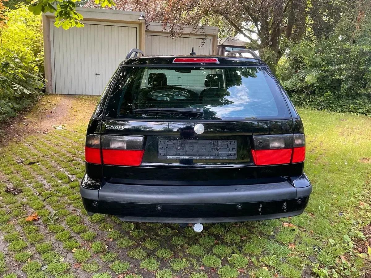Gebraucht Saab 9-5 150 PS (110 kW) 2001 Schwarz Kombi