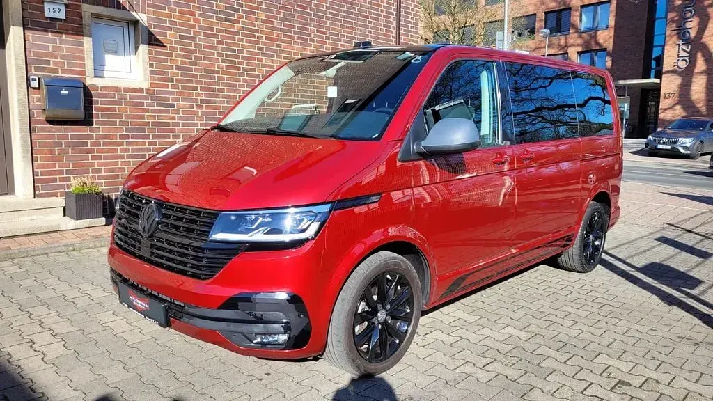 Gebraucht VW T6.1 199 PS (146 kW) 2020 Fortanarot Van