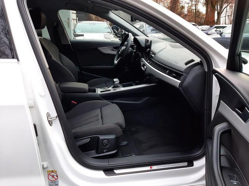 Gebraucht Audi A4 S-Line 204 PS (150 kW) 2021 Weiß Kombi