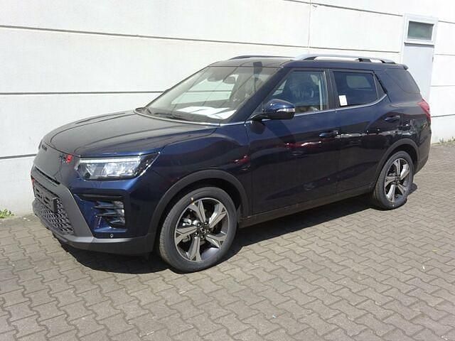 Neu SsangYong Tivoli Sapphire 163 PS (119 kW) 2025 Bas dandy blue (met) SUV
