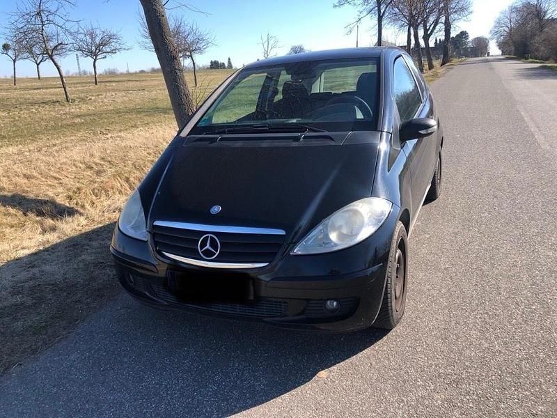 Schwarz Gebraucht 2006 Mercedes A180 Kleinwagen | 650 € (Superpreis) - Bild 1/4