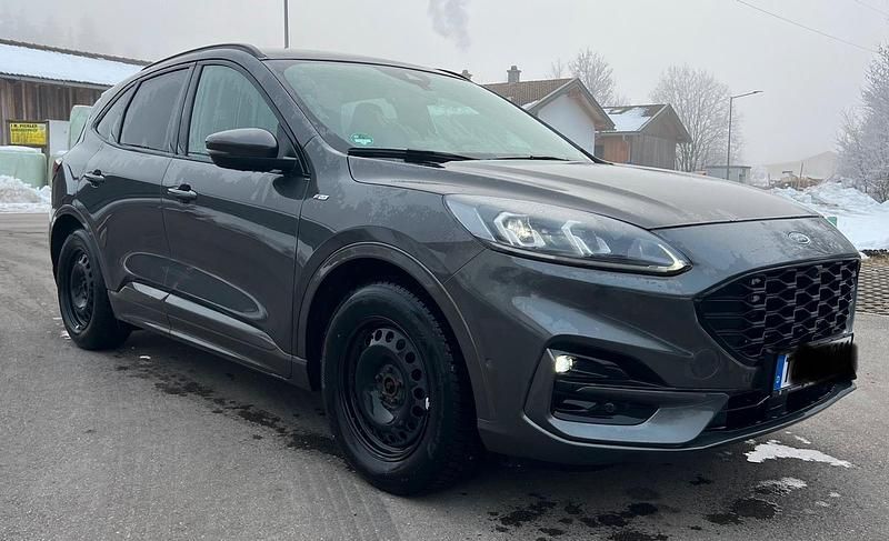 Grau Gebraucht 2020 Ford Kuga ST-Line X SUV | 22.500 € (Teuer) - Bild 1/4