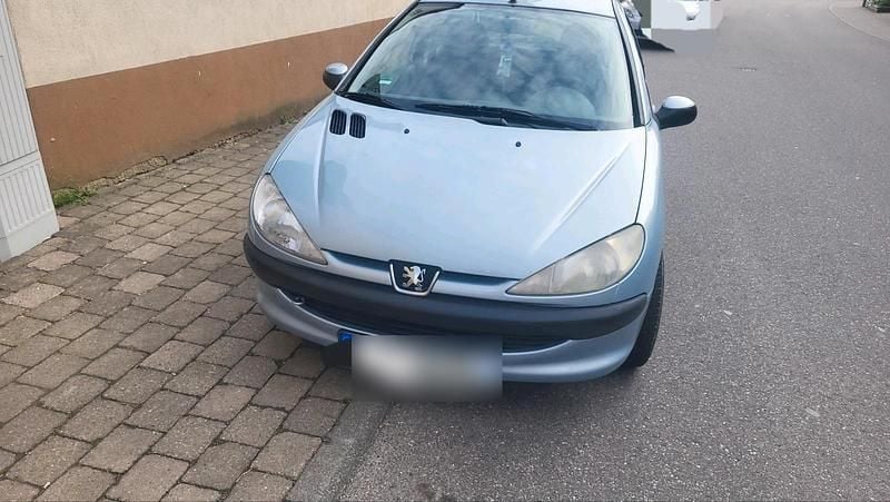 Gebraucht Peugeot 206 60 PS (44 kW) 2003 Blau Kleinwagen
